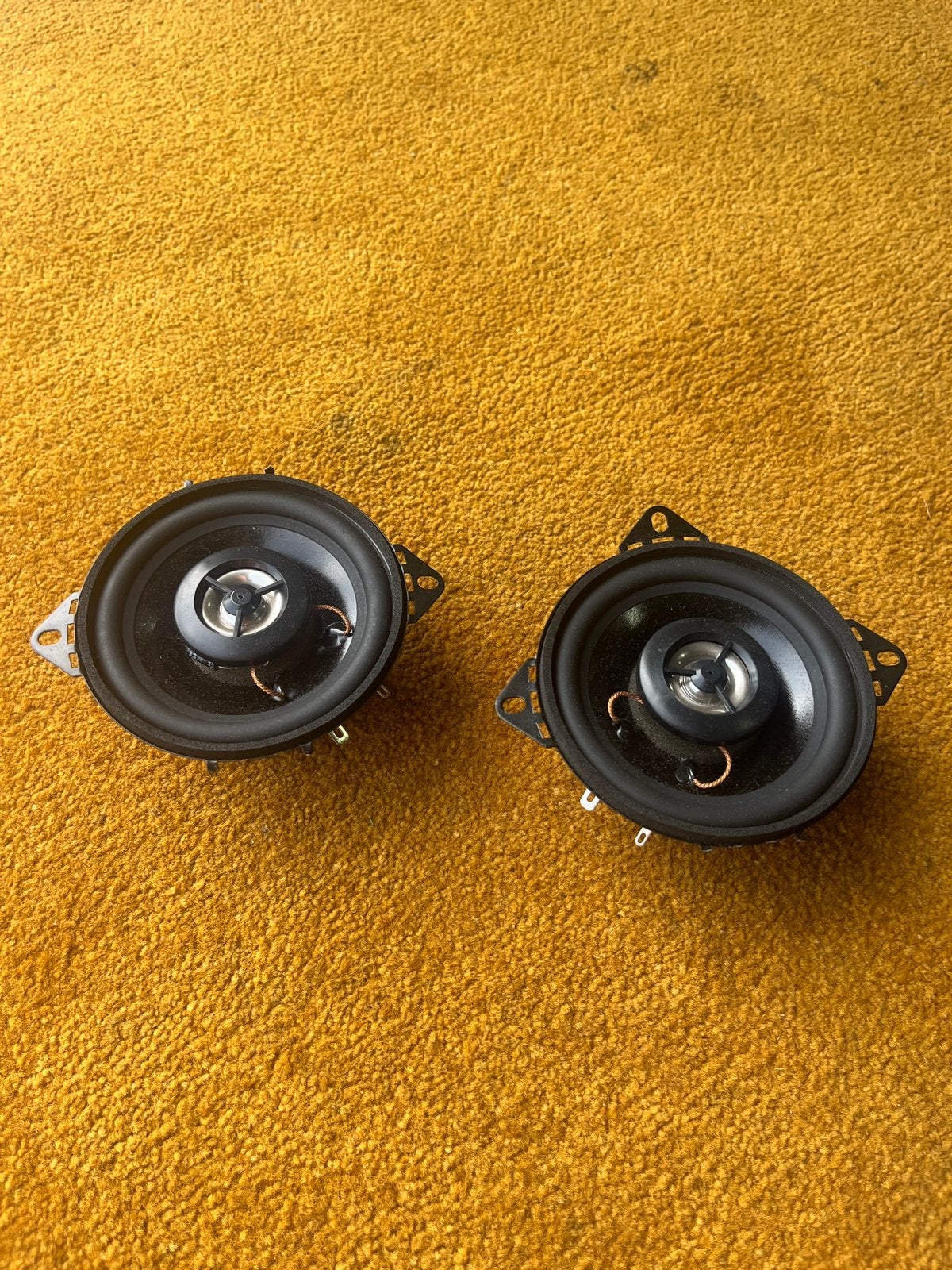 Mercedes w201 190 speakers, Auto diversen, Ophalen of Verzenden, Zo goed als nieuw