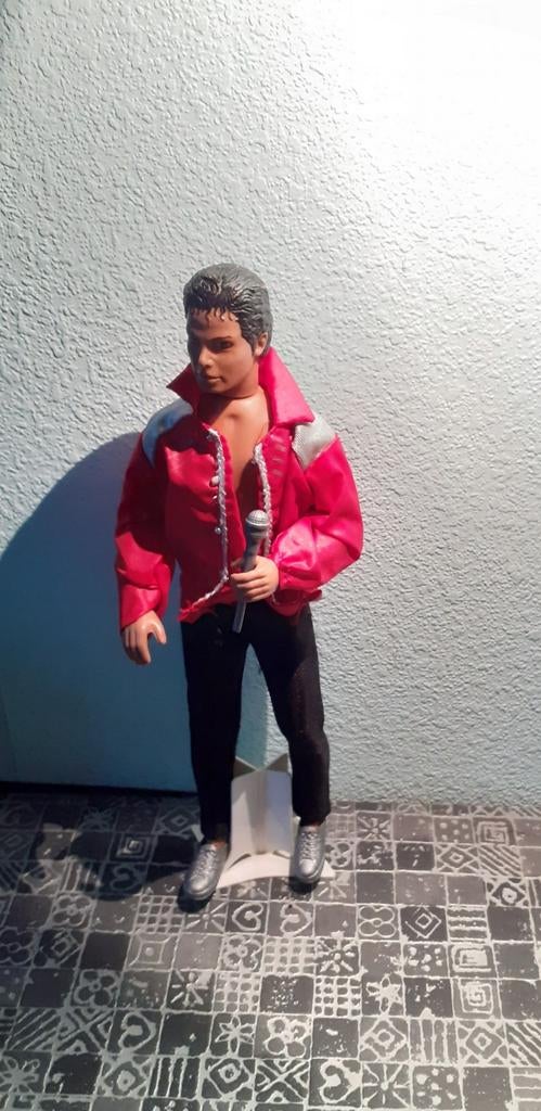 Michael Jackson barbiepop uit 1984 met originele kleren, Verzamelen, Poppen, Ophalen of Verzenden, Gebruikt, Pop
