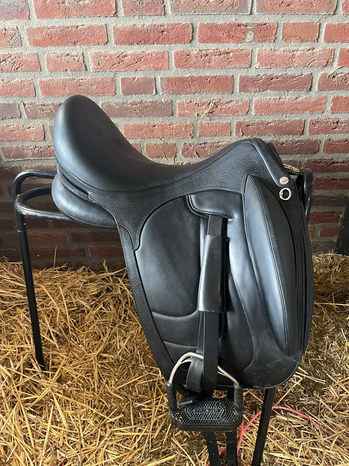 Devoucoux zadel 17,5 inch, Ophalen, L (17.5 inch), Dressuur, Overige merken