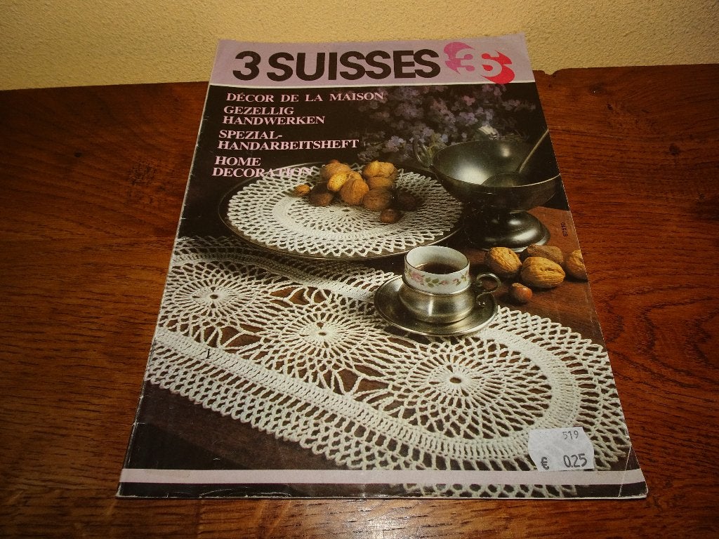 3 Suisses Gezellig handwerken vintage haaktijdschrift, Hobby en Vrije tijd, Ophalen of Verzenden, Gebruikt, Haken, Patroon of Boek