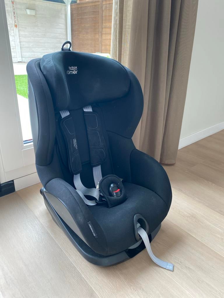 Britax Römer autostoel Trifix 2 i size - Zwart, tot 22kg, Kinderen en Baby's, Autostoeltjes, Ophalen, Romer, Autogordel, 0 t/m 18 kg
