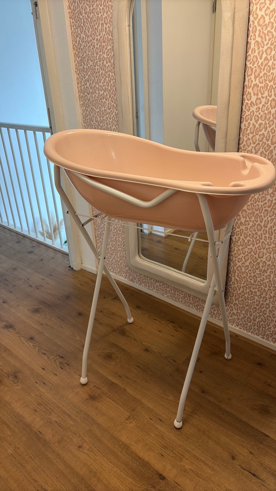Roze babybadje, Kinderen en Baby's, Badjes en Verzorging, Ophalen, Gebruikt, Badje, Standaard