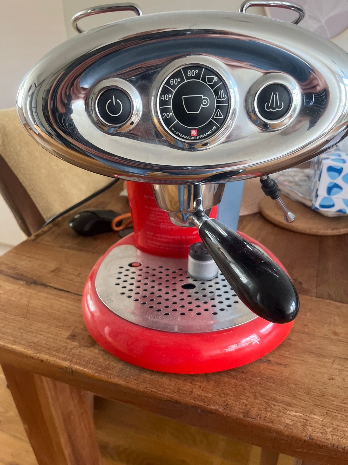 Illy Francis Francis X7.1 Iperespresso Rood, Ophalen, Koffiepads en cups, Gebruikt, Espresso apparaat