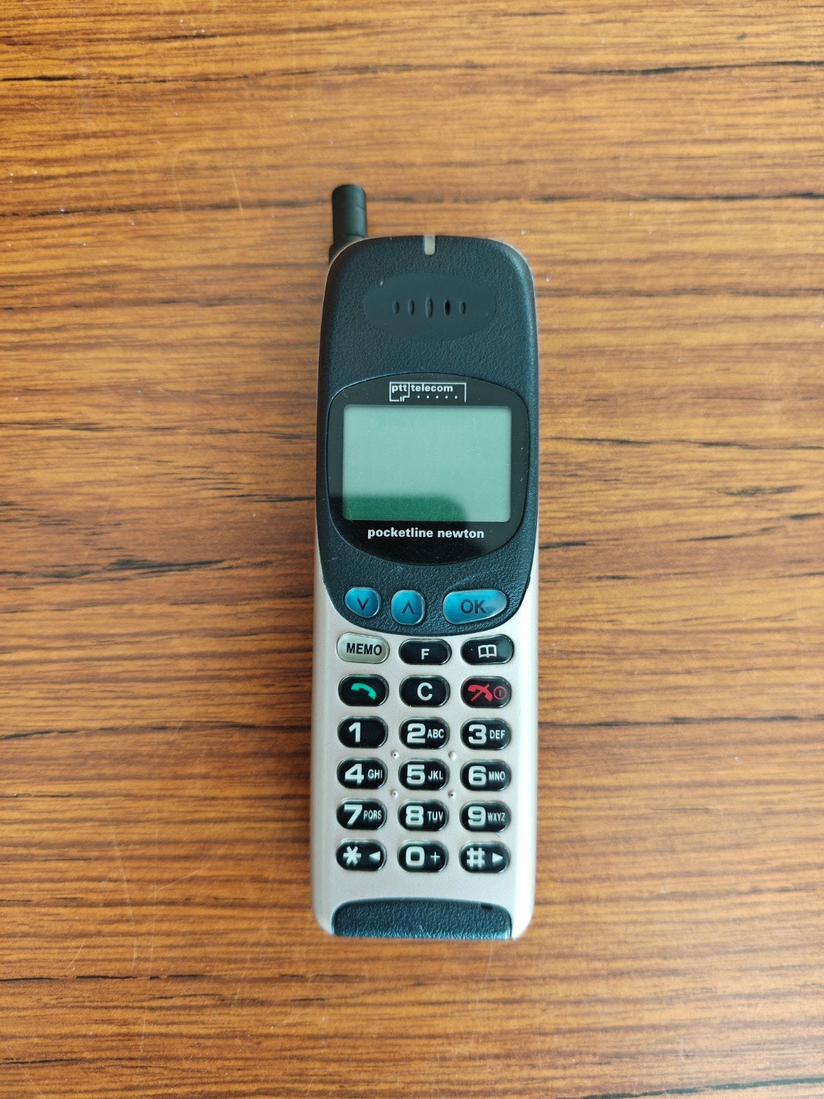 Vintage PTT Telecom Pocketline Newton - Collectors item, Gebruikt, Geen camera, Ophalen of Verzenden, Klassiek of Candybar