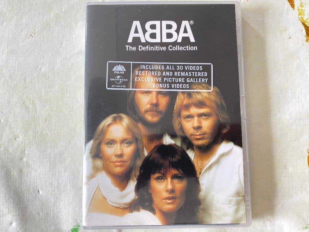 DVD ABBA The Definitive Collection, Alle leeftijden, Ophalen of Verzenden, Zo goed als nieuw, Muziekvideo's