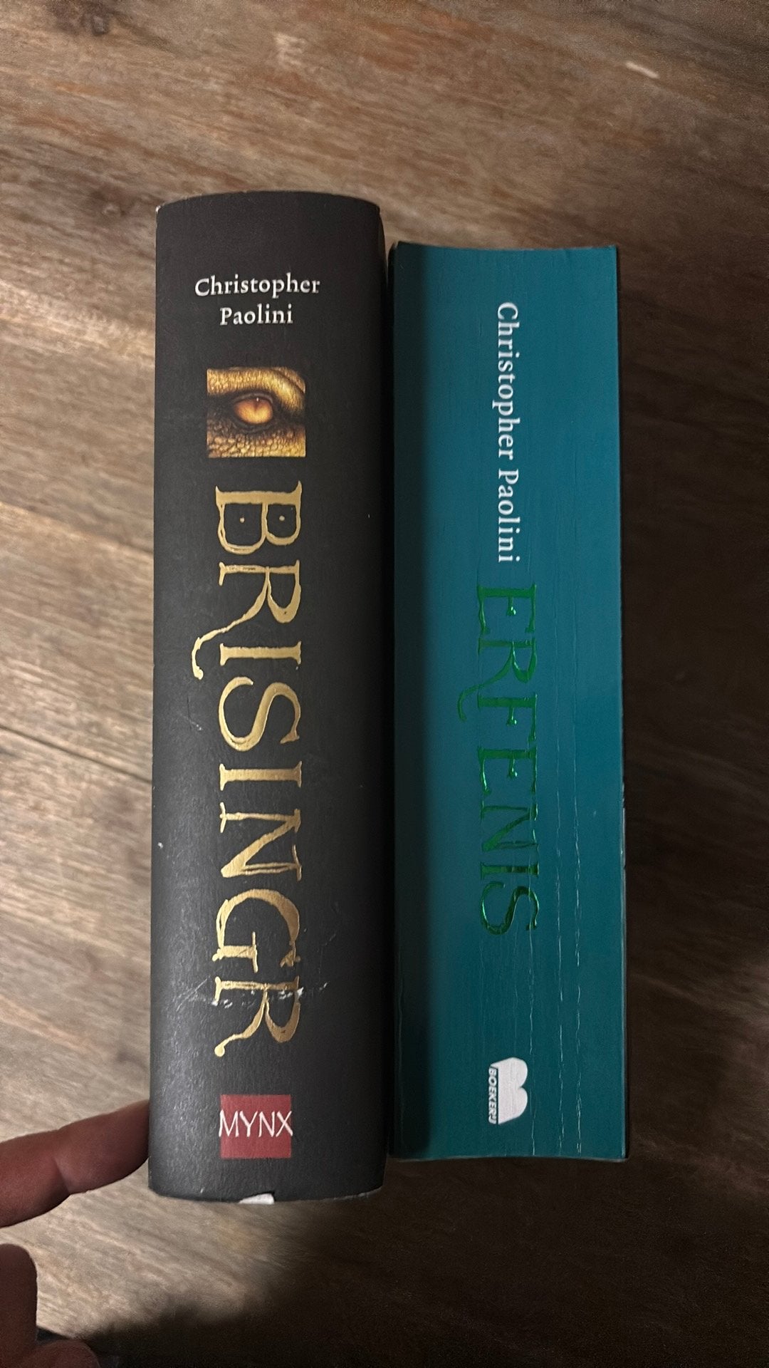 Christopher Paolini - Erfgoed 3 Brisingr (hc) en 4 Erfenis, Ophalen of Verzenden, Gelezen