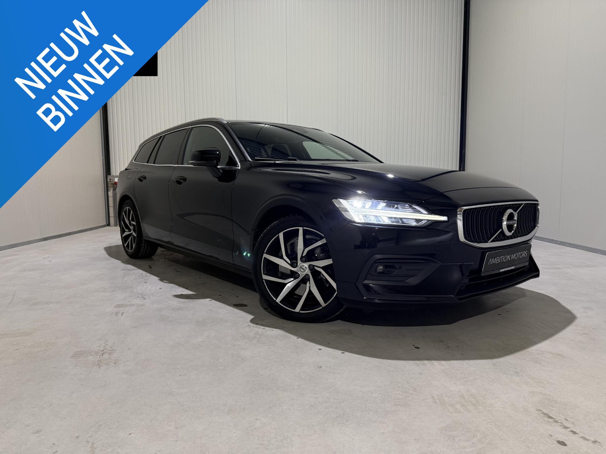 Volvo V60 2.0 T5 Momentum Virtual/Trekhaak/Elek.stoelen/Carp, Auto's, Volvo, 15 km/l, Euro 6, 4 cilinders, 1969 cc
