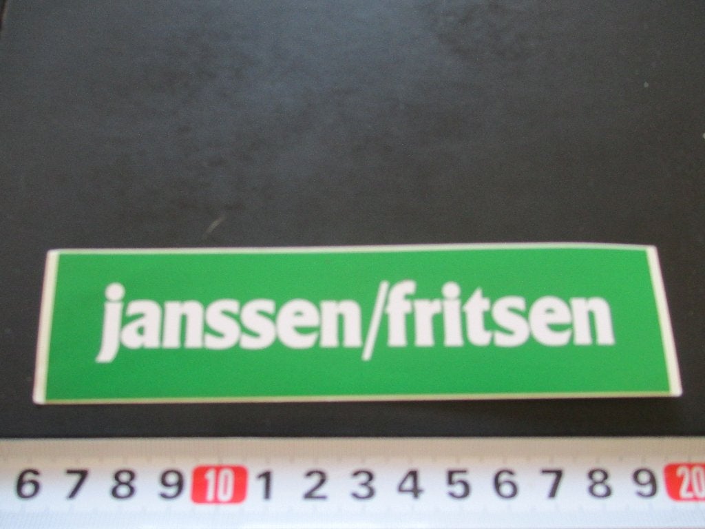 sticker Helmond Janssen / Fritsen, Ophalen, Zo goed als nieuw