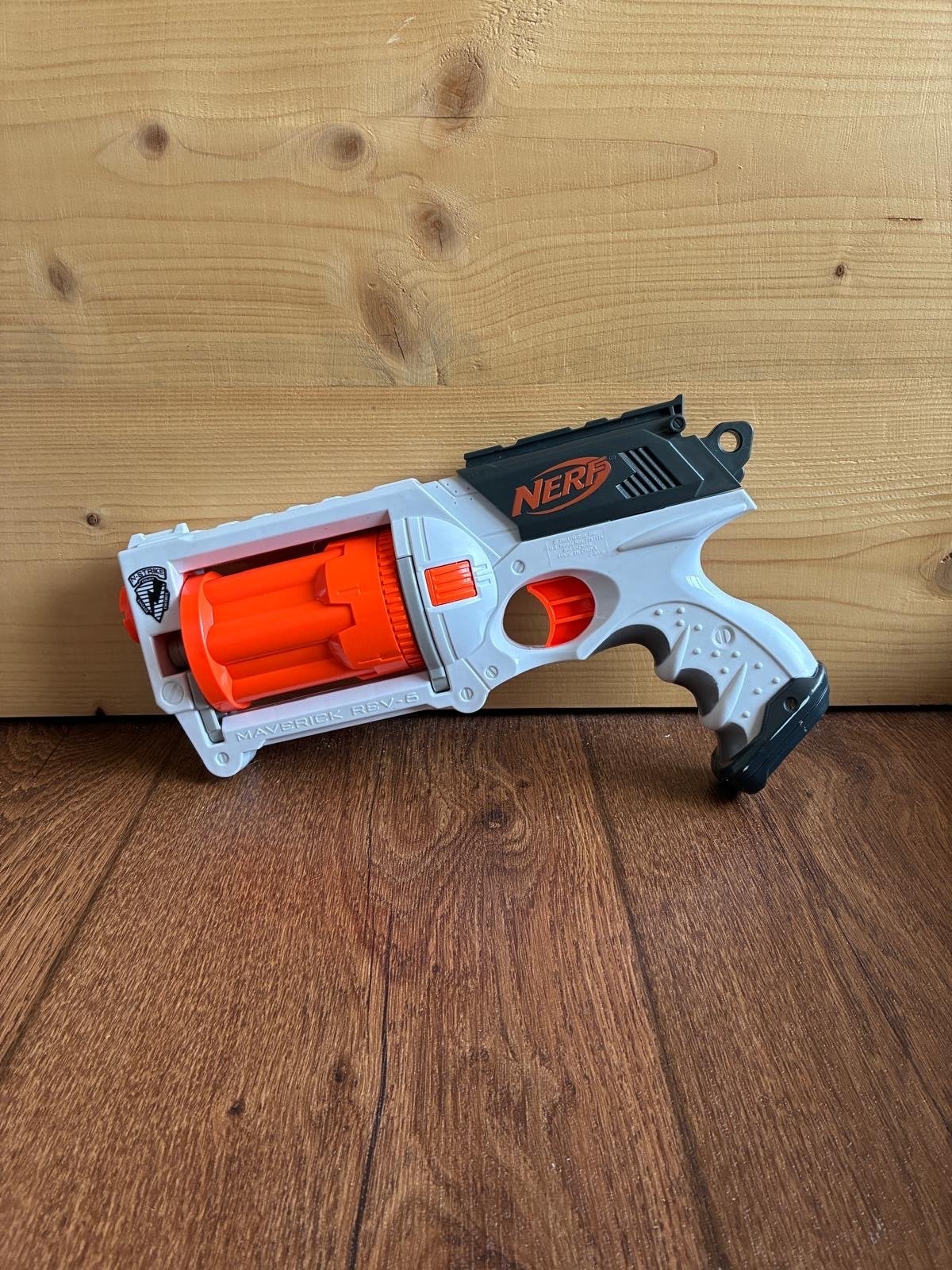 Nerf Maverick REV-6 Blaster, Ophalen of Verzenden, Zo goed als nieuw, Jongen of Meisje