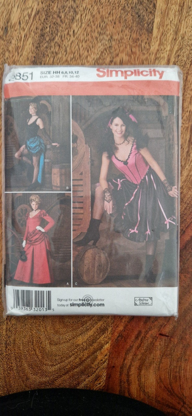 Simplicity 2851 Wild West Saloon jurk naaipatroon 32 tm 38, Hobby en Vrije tijd, Kledingpatronen, Ophalen of Verzenden, Nieuw