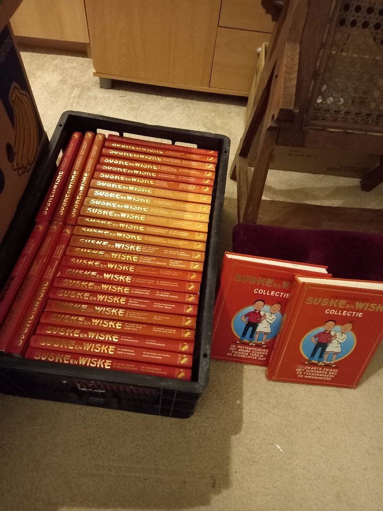 Suske en Wiske Lecturama boeken Rood, Gelezen, Ophalen of Verzenden, Studio Vandersteen, Meerdere stripboeken