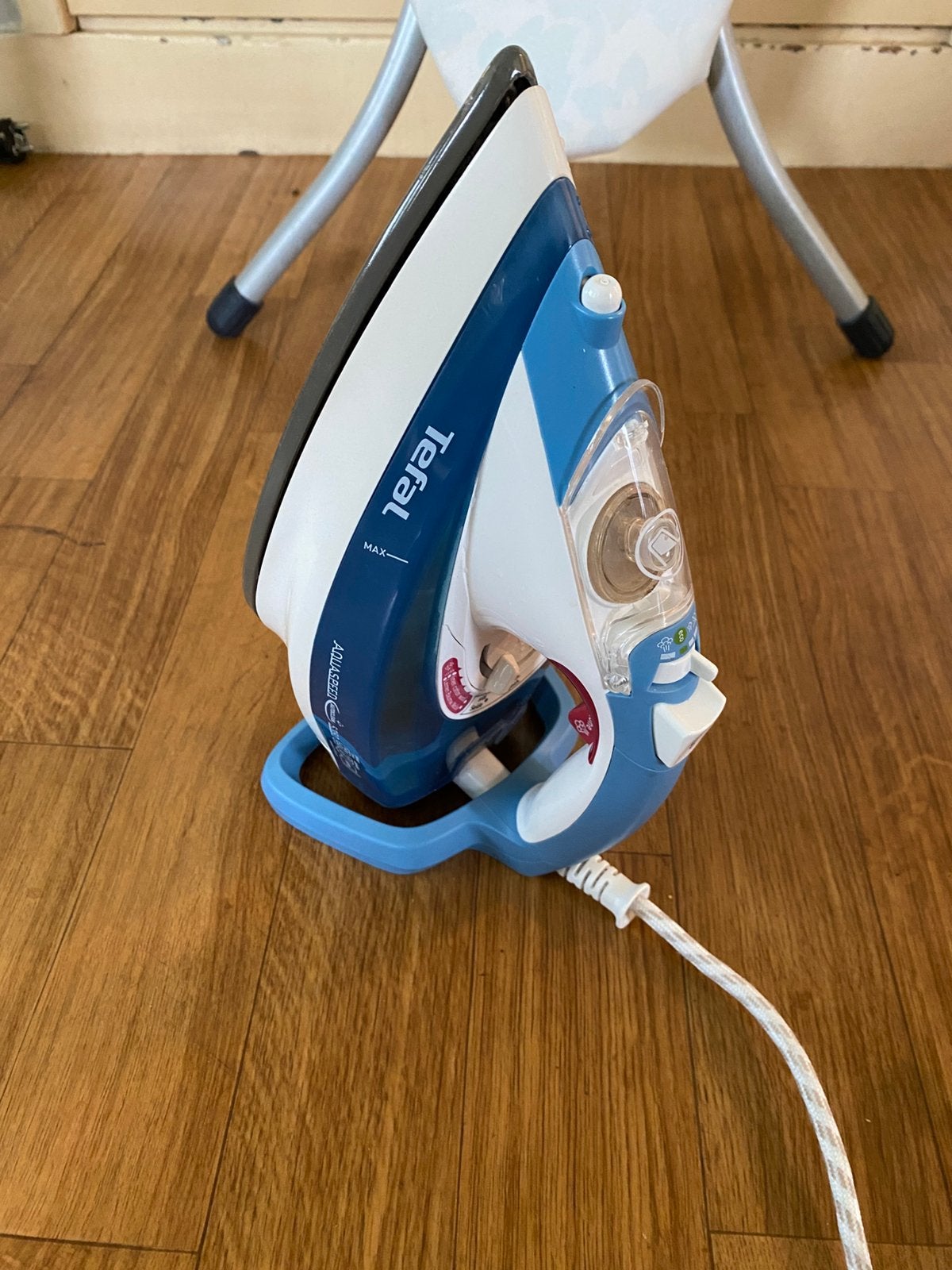 Tefal aquaspeed strijkbout strijkijzer+brabantia strijkplank, Ophalen, Zo goed als nieuw
