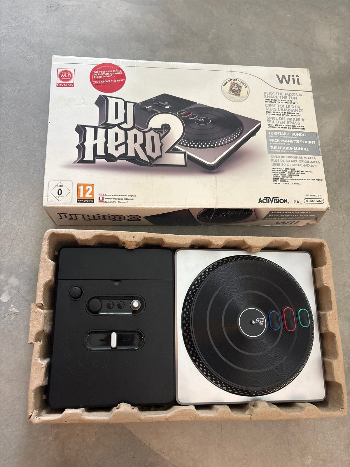 DJ Hero 2 Turntable Bundle voor Wii - Compleet in doos, Muziek, 1 speler, Eén computer, Ophalen of Verzenden