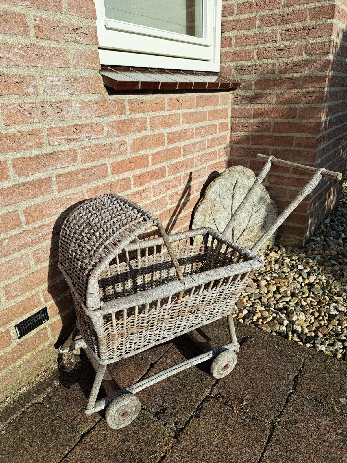Rotan decoratie kinderwagen, Ophalen, Gebruikt, Rotan
