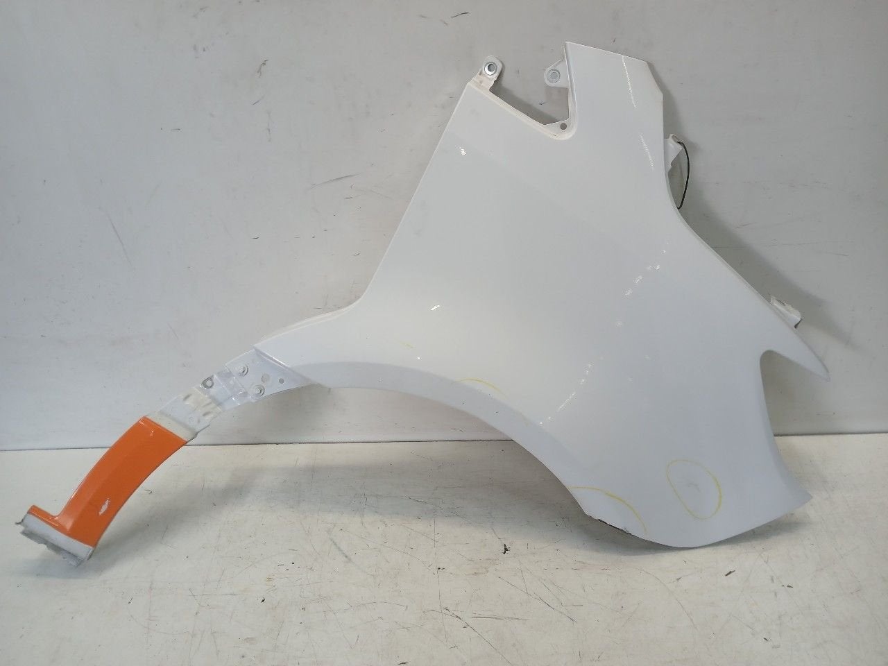 Spatbord rechts voor Mercedes-Benz Sprinter, Auto-onderdelen, Onderdelen@venauto.nl, Van der Ven Autorecycling B.V., Gebruikt