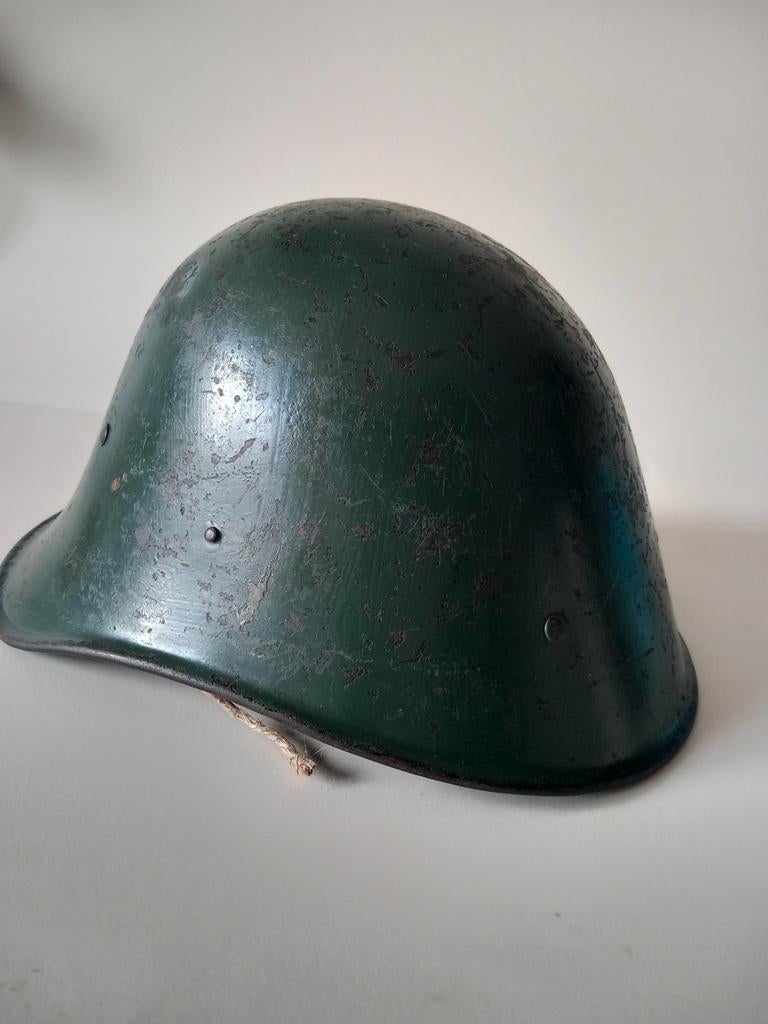 Nederlandse helm, Verzamelen, Militaria | Tweede Wereldoorlog, ., Ophalen of Verzenden, ., Nederland
