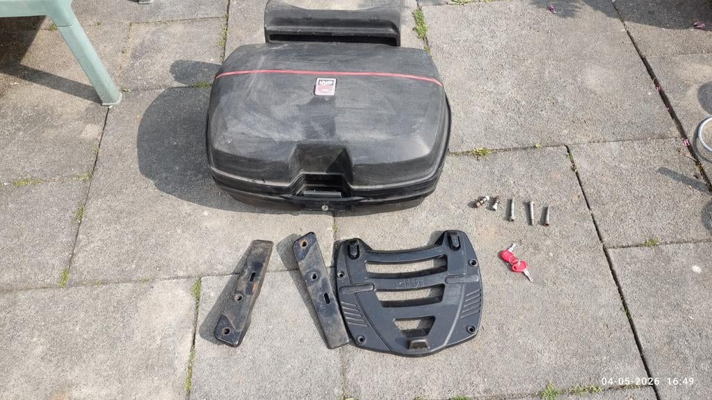 GIVI Topkoffer 36L met rugsteun voor passagier., Ophalen of Verzenden, Gebruikt
