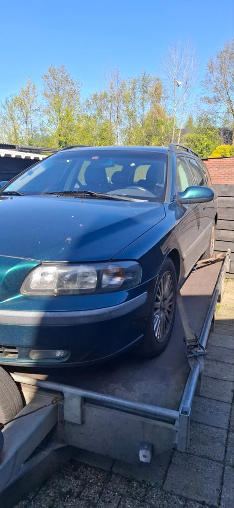 Te koop plaatwerk volvo v70n loop of sloop, Ophalen, Gebruikt, Voor, Volvo