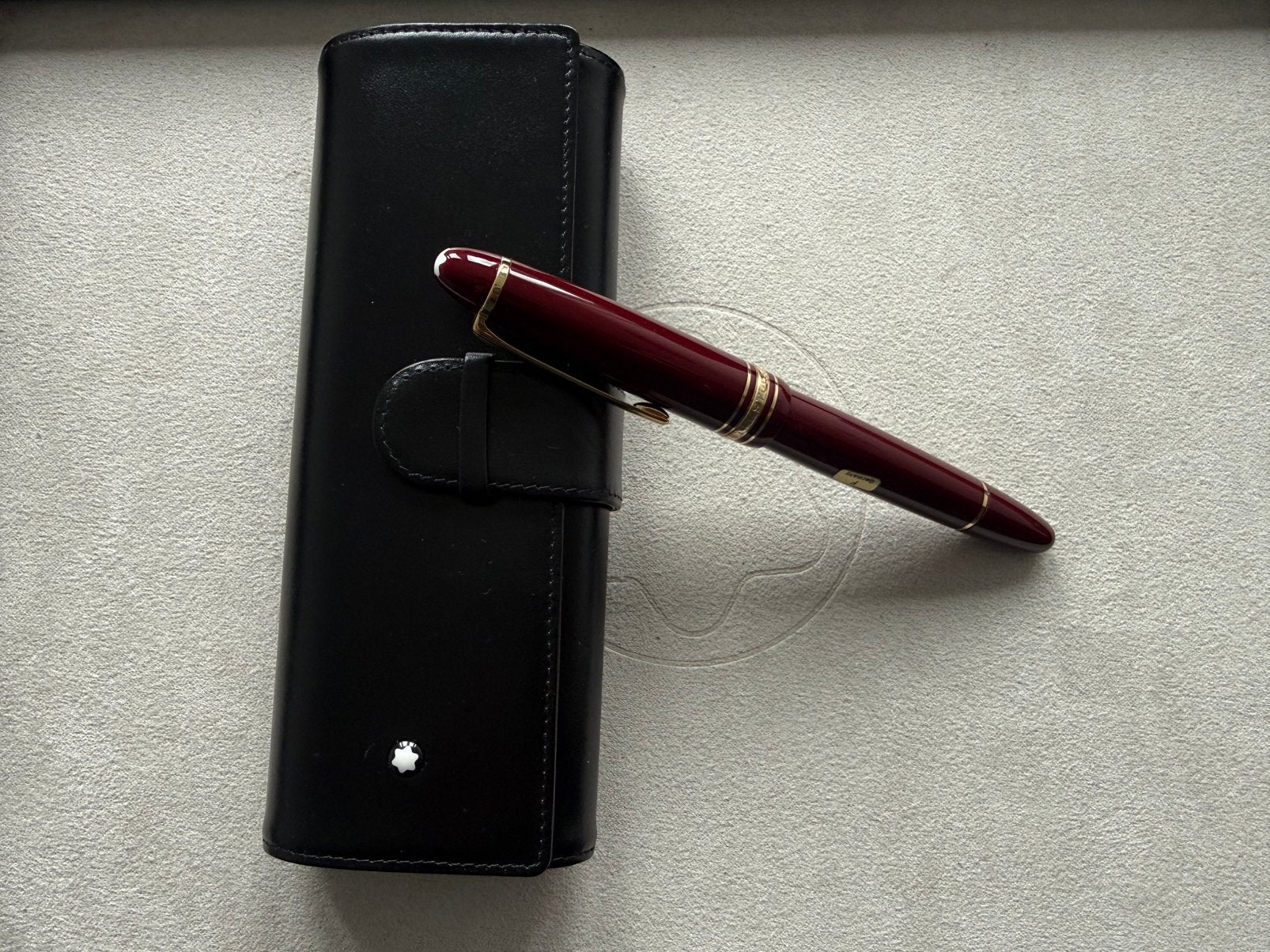 Montblanc 147 legrand Traveler Burgundy vulpen nieuw, Ophalen, Nieuw, Vulpen, Mont Blanc