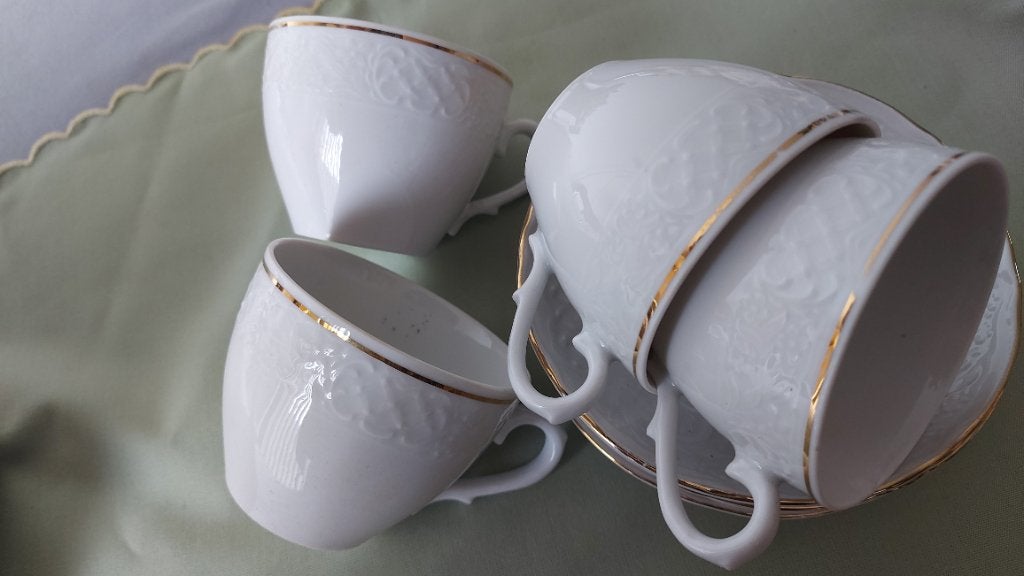 kopjes met schotels Schumann Arzberg, Ophalen