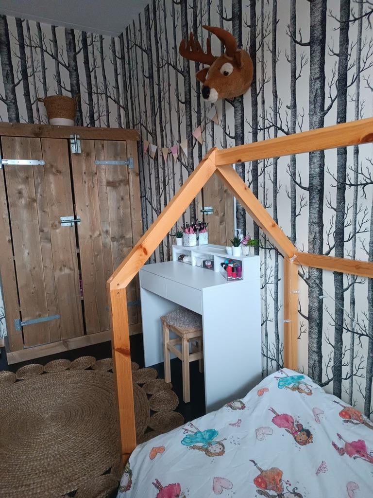 2 stijger houten kledingkasten, Ophalen, Minder dan 140 cm, Minder dan 70 cm