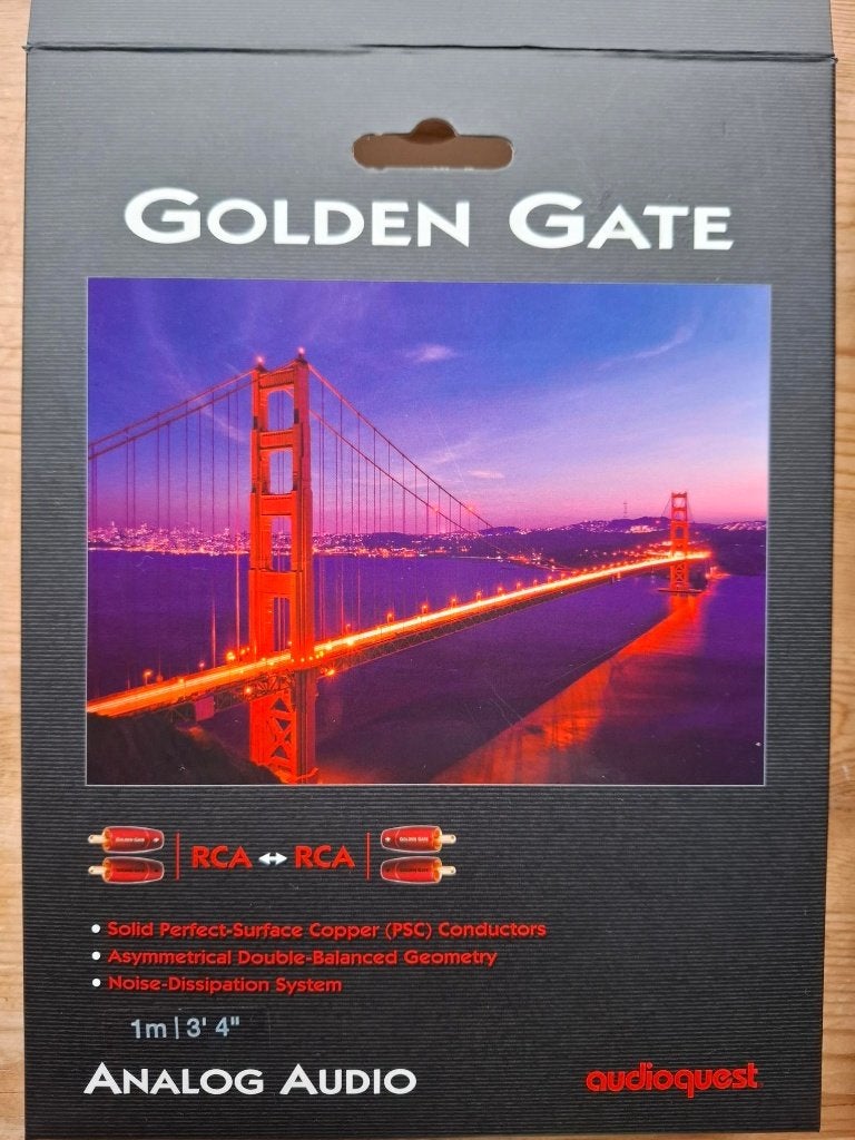 AudioQuest RCA/RCA Golden Gate, Ophalen of Verzenden, Zo goed als nieuw, 2 tot 5 meter, Interlink-kabel