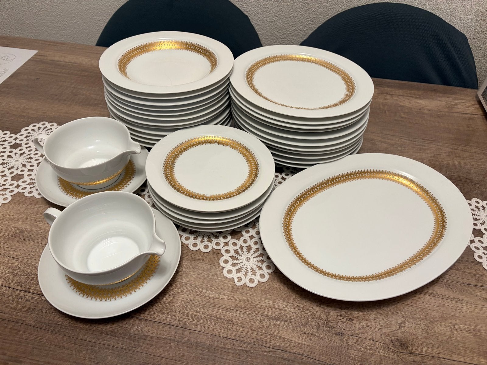 Thomas Germany Porseleinen Servies met Gouden Rand, Gebruikt, Ophalen of Verzenden, Overige stijlen, Porselein