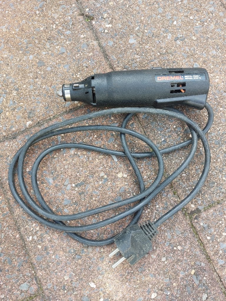 Dremel  Moto Tool, Doe-het-zelf en Verbouw, Gereedschap | Handgereedschap, Ophalen of Verzenden, Gebruikt, Multitool