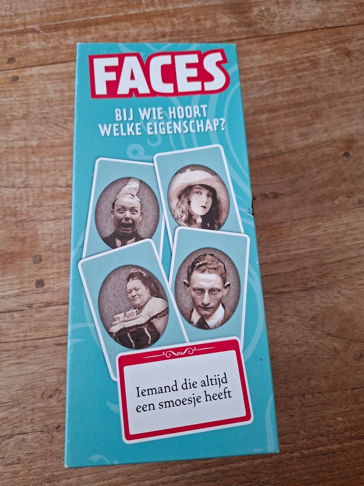 Faces. Gezelschapsspel, Drie of vier spelers, Ophalen of Verzenden, Zo goed als nieuw, Jumbo