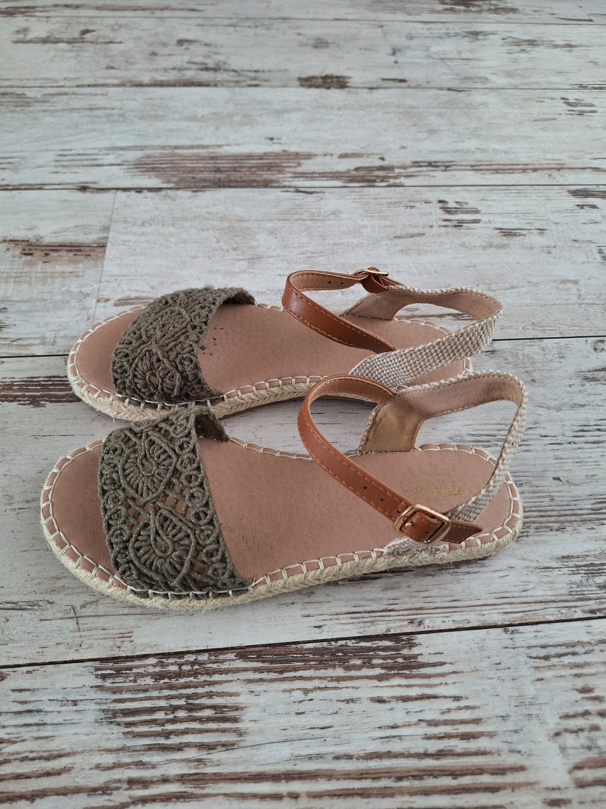 Leuke espadrille sandalen mt 36, Kleding | Dames, Beige, Zo goed als nieuw, Sandalen of Muiltjes, Ophalen of Verzenden