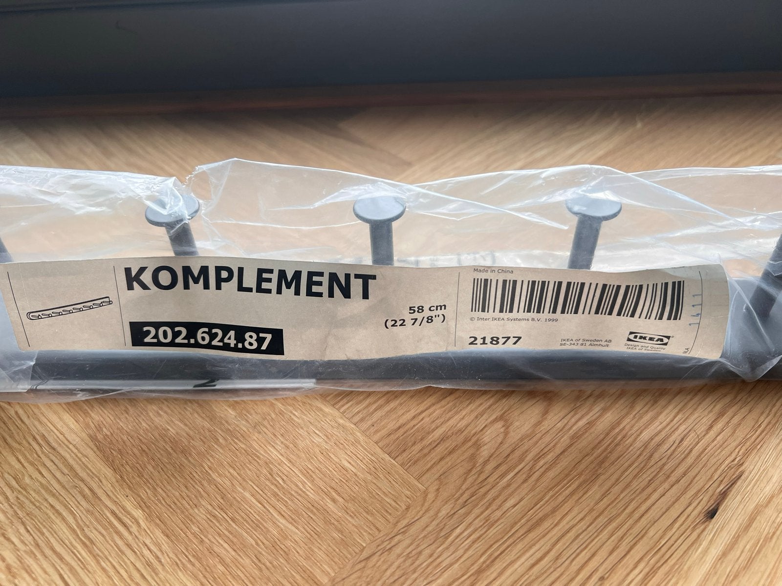 IKEA KOMPLEMENT Uittrekbare Multihanger, Donkergrijs, 58 cm, Ophalen, Wandhaken, Nieuw, Minder dan 100 cm