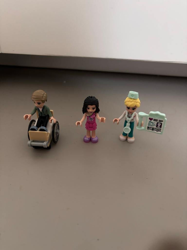 LEGO Friends Heartlake Ziekenhuis 41394 - Compleet, Lego, Friends, Ophalen of Verzenden, Zo goed als nieuw