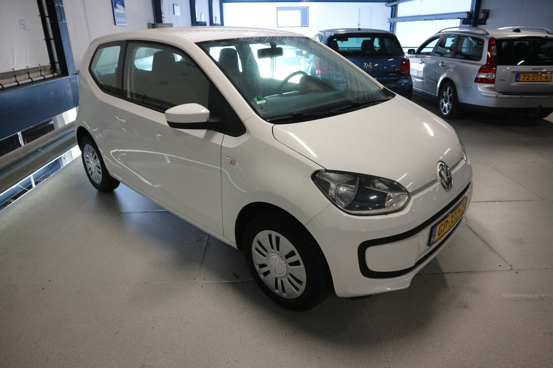 Volkswagen Up! 1.0 move up! / AIRCO / RADIO / WHITE PACK ! !, Voorwielaandrijving, Euro 5, Gebruikt, Up!