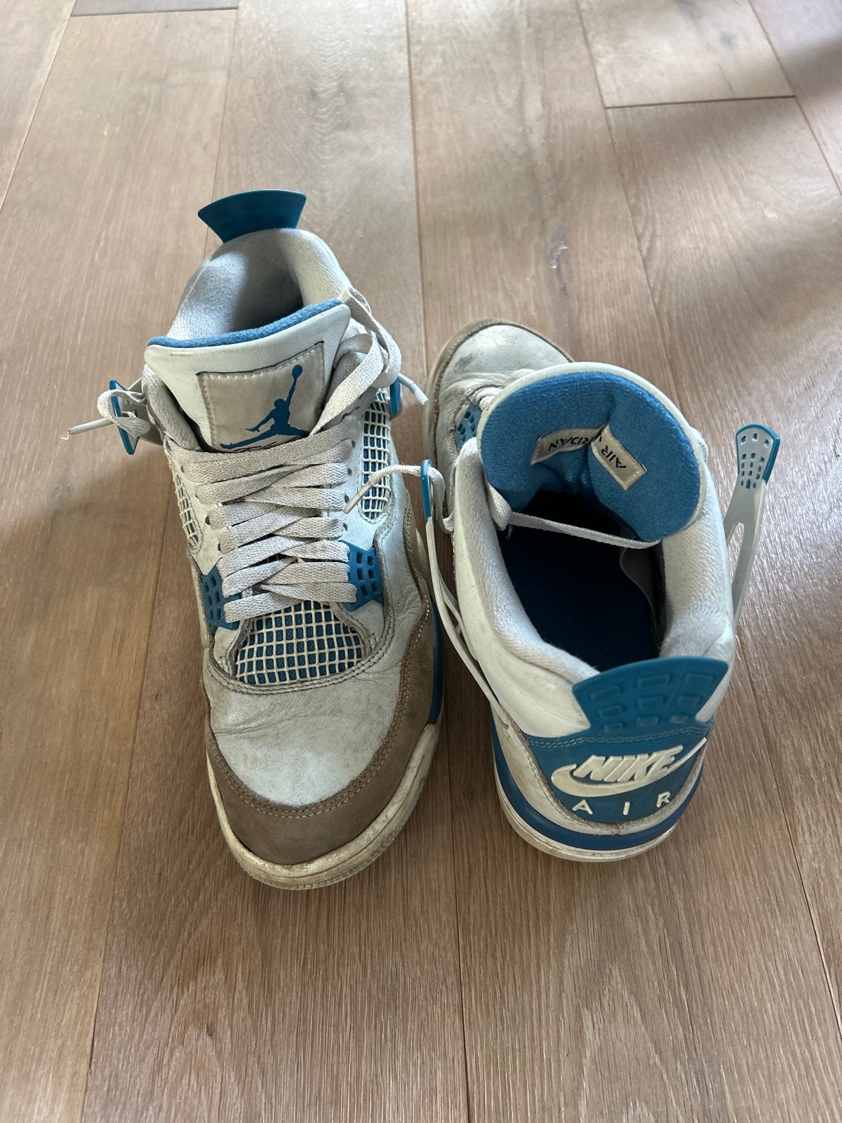 Nike Air Jordan 4 Retro maat 41- Gedragen, Kleding | Heren, Ophalen of Verzenden, Gedragen, Overige kleuren, Sneakers of Gympen