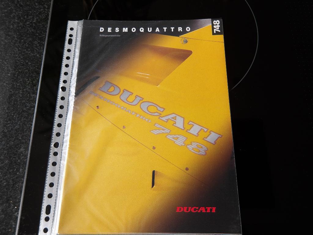 Folder Ducati 748 Desmoquattro Biposto & SP, Motoren, Ophalen of Verzenden, Ducati