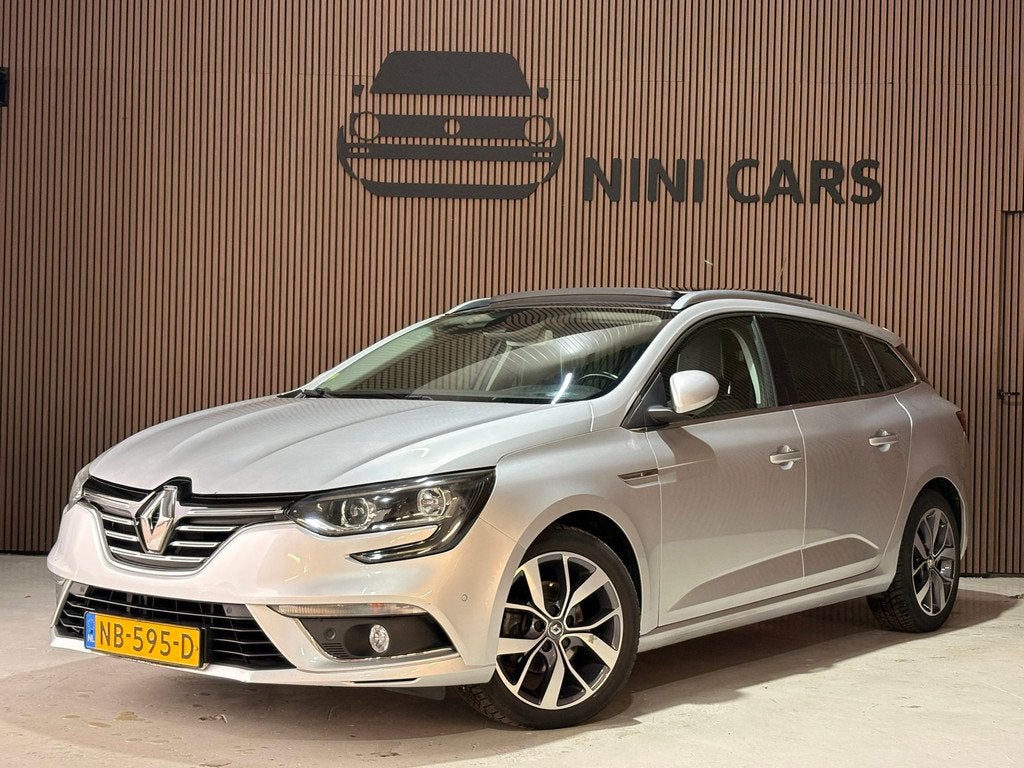 Renault Mégane Estate Bose GT-Line, Auto's, Renault, Gebruikt, 4 cilinders, Leder en Stof, Origineel Nederlands