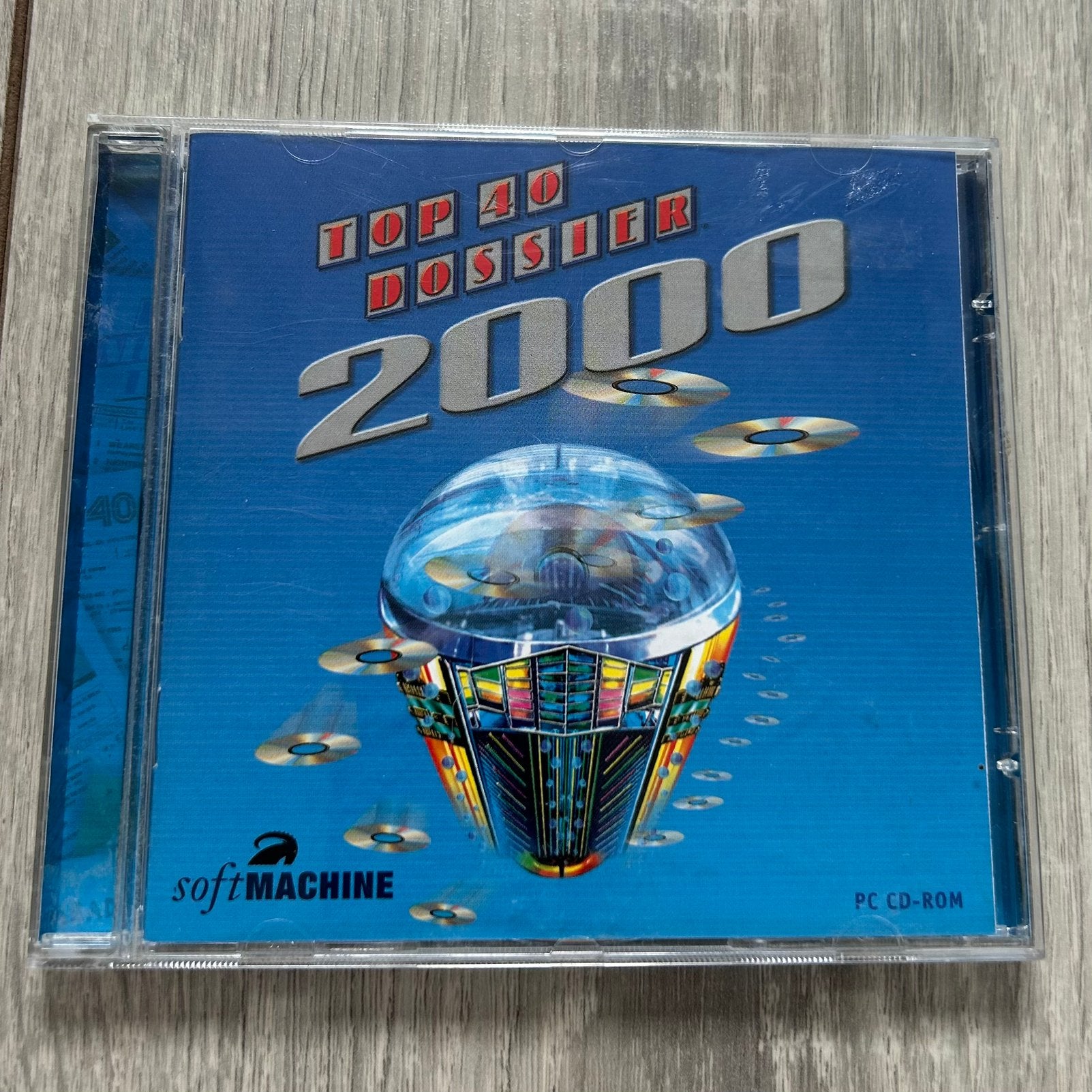 CD-rom Top 40 Hitdossier 2000, 1 speler, Ophalen of Verzenden, Zo goed als nieuw, Vanaf 3 jaar