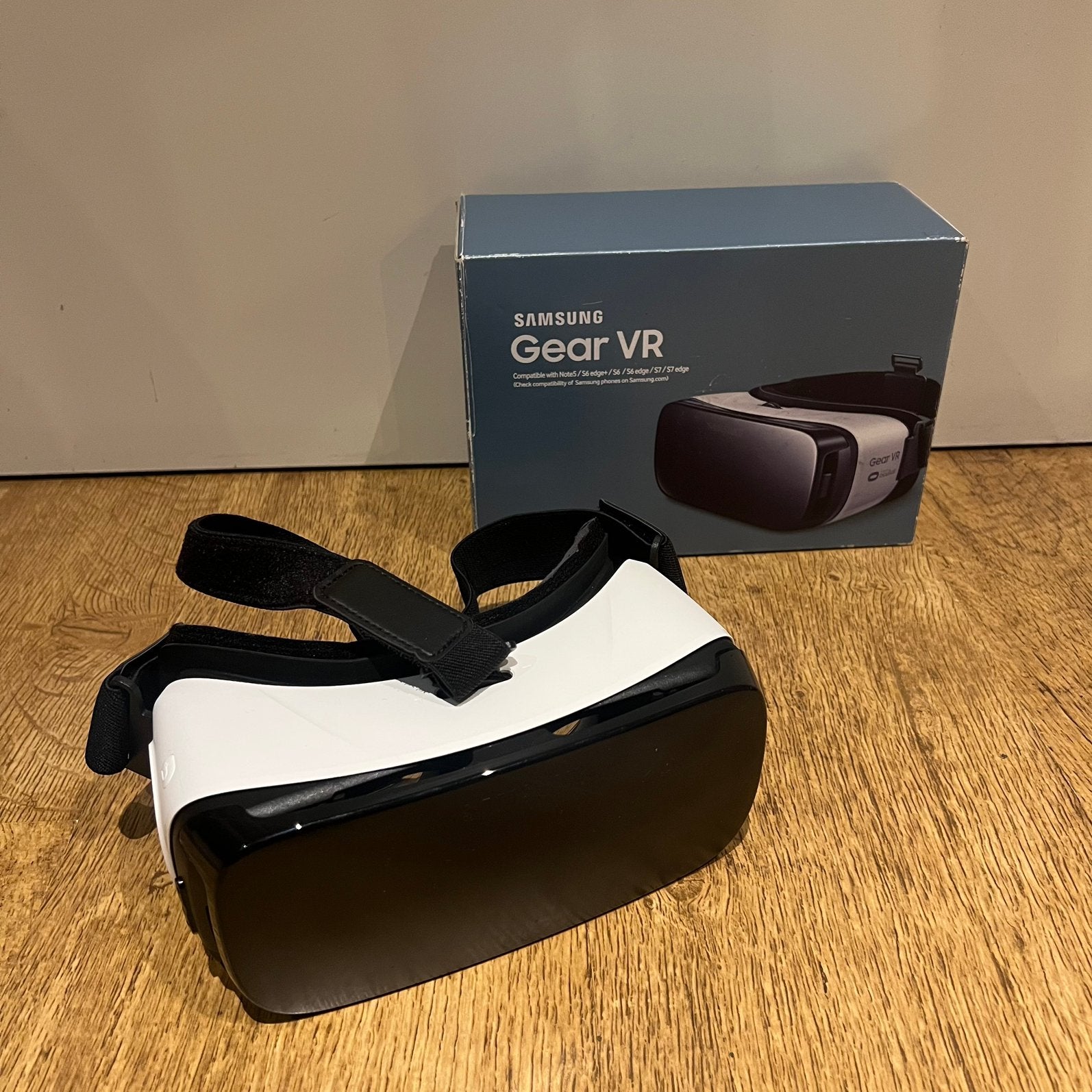 Samsung Galaxy Gear VR ( v2 ), Ophalen of Verzenden, Gebruikt, VR-bril, Telefoon
