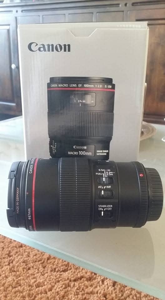 Canon EF 100mm f/2.8L Macro IS USM Lens, Ophalen, Canon, Zo goed als nieuw, Macrolens