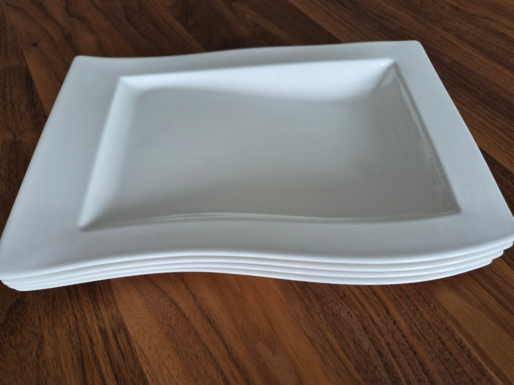 Villeroy en Boch model wave 4 borden langwerpig 33 x 22 cm, Villeroy & Boch, Ophalen of Verzenden, Zo goed als nieuw, Bord(en)