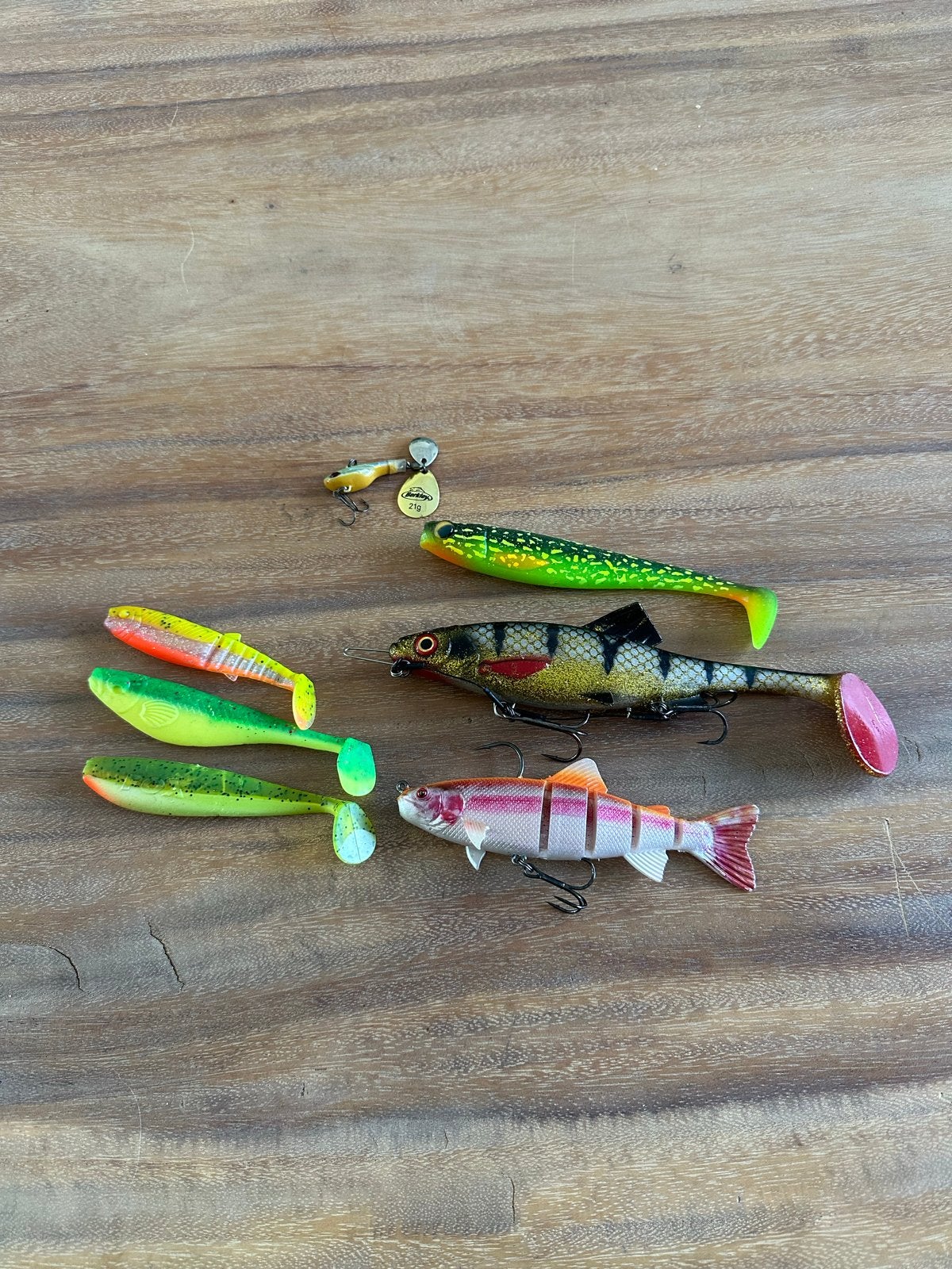 Set van diverse kunstaas en shads voor het vissen, Ophalen of Verzenden, Zo goed als nieuw, Kunstaas