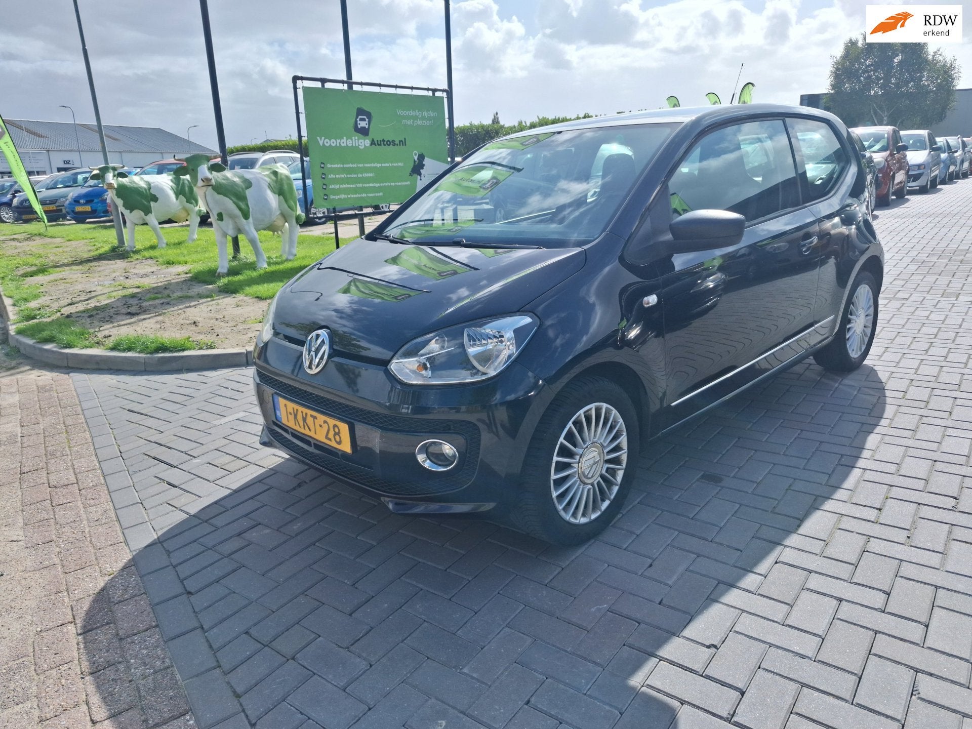 Volkswagen Up! 1.0 high up! / Leuke zuinige auto / APk sept, Auto's, Euro 5, Gebruikt, Up!, Zwart
