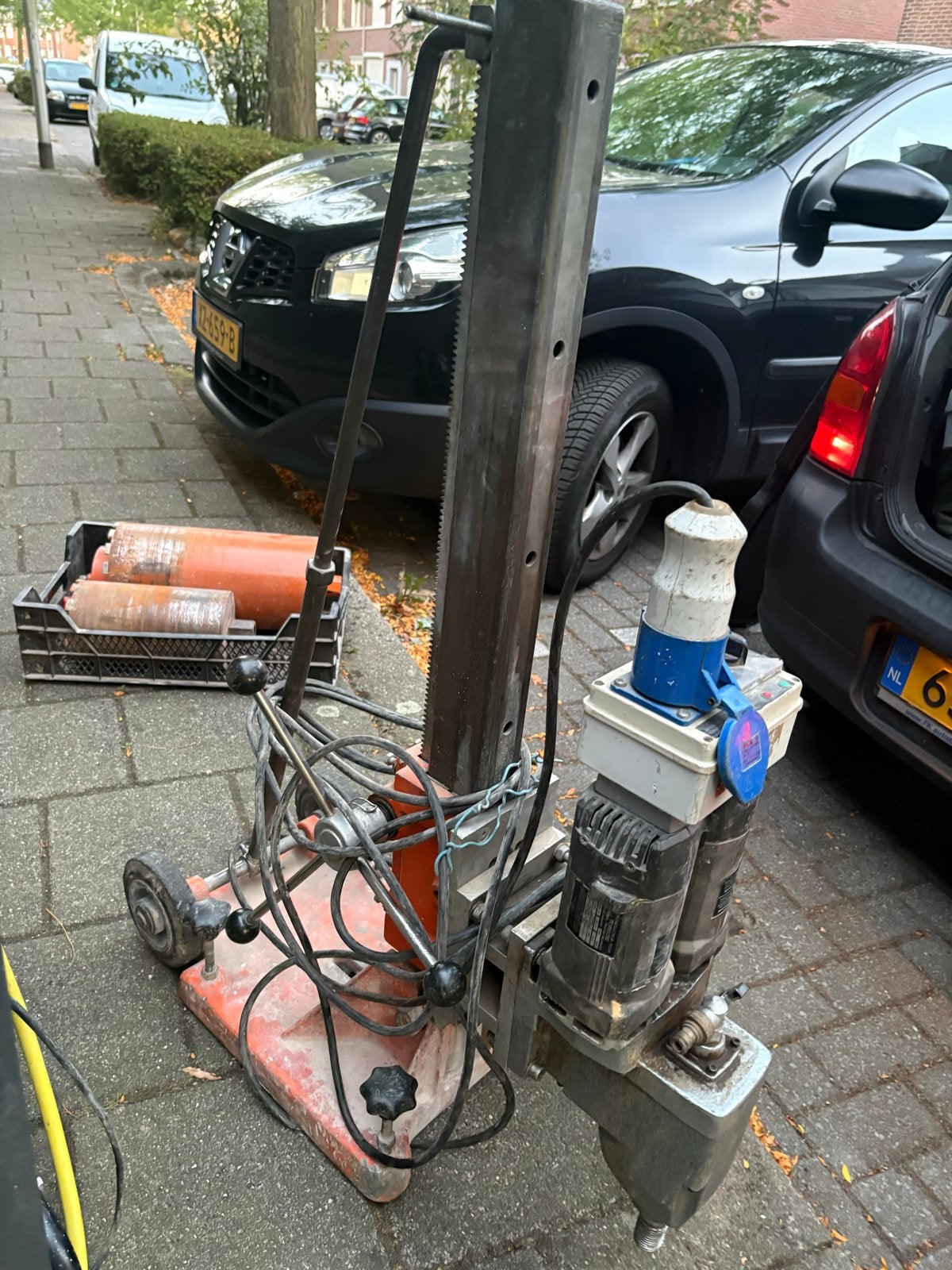 Professionele Boorstandaard met Boormachine en Boren, Ophalen, Gebruikt, 600 watt of meer, Overige typen