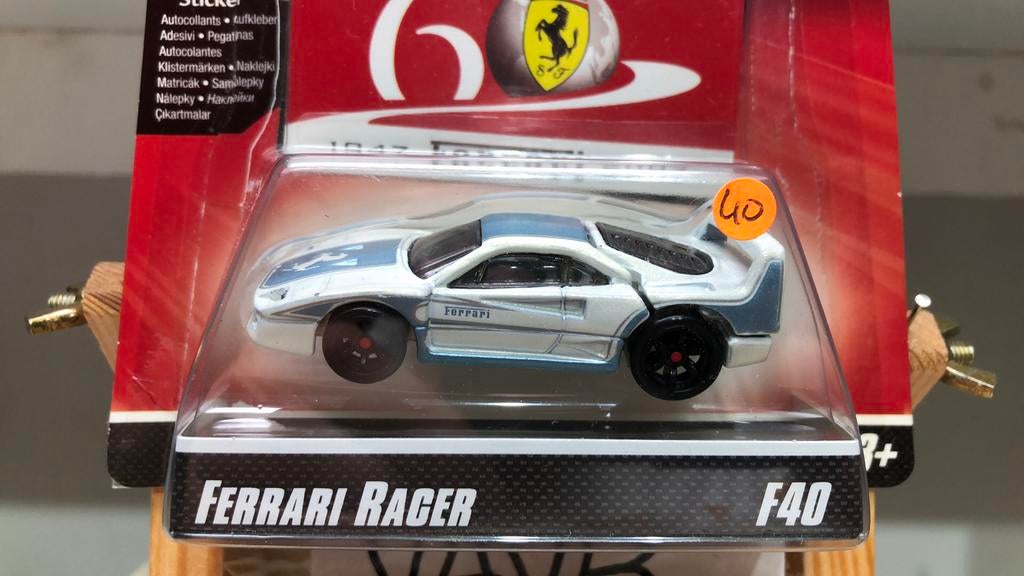 12 Ferrari f40 Ferrari racer Hot Wheels Hotwheels VAVB used, Hobby en Vrije tijd, Ophalen of Verzenden, Nieuw, Auto