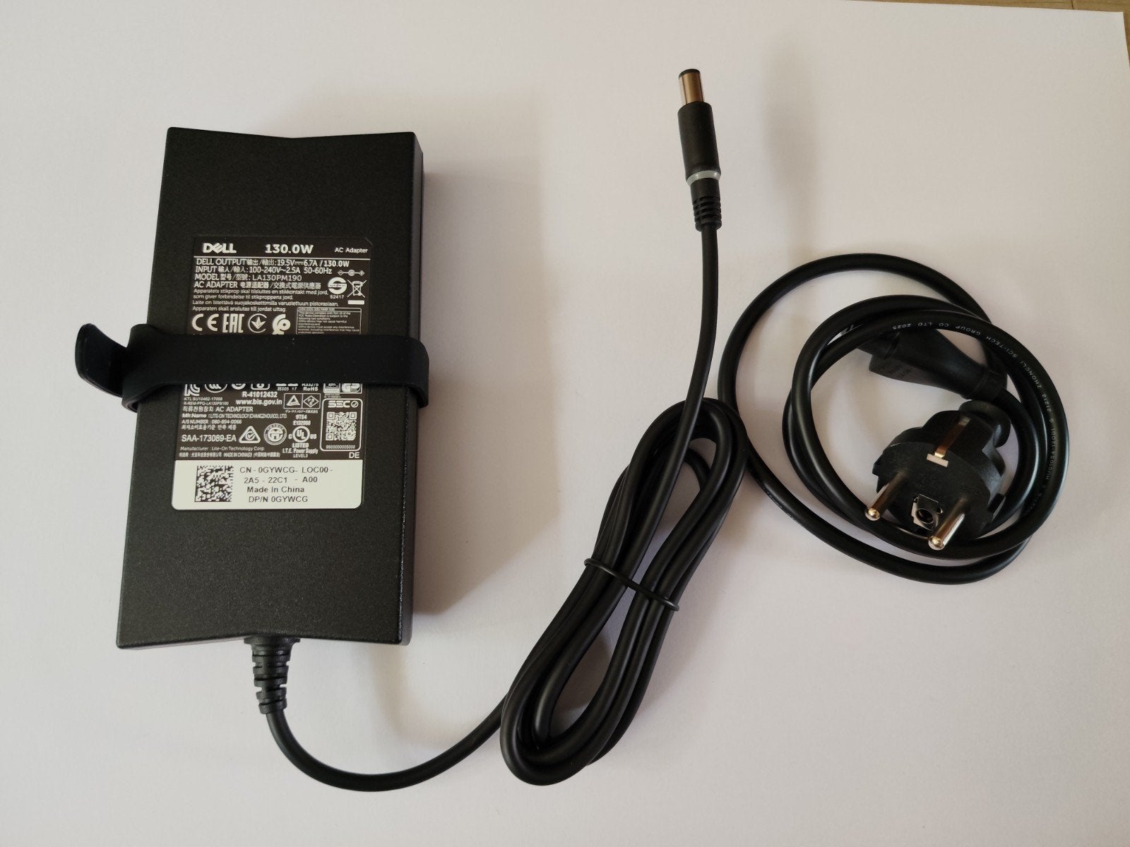 Dell 130W Oplader NIEUW, Computers en Software, Laptop-opladers, Ophalen of Verzenden, Zo goed als nieuw, Dell