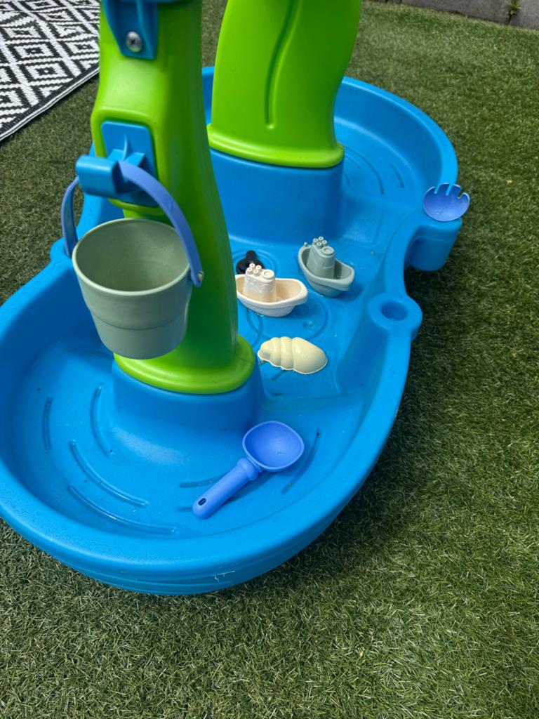 Watertafel met accessoires - Urenlang speelplezier!, Kinderen en Baby's, Speelgoed | Buiten | Los speelgoed, Ophalen of Verzenden