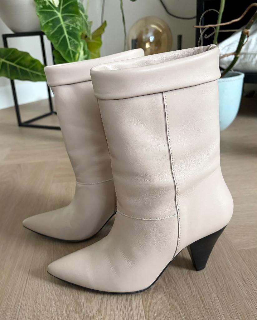 Laarsjes van Ibana, Ophalen of Verzenden, Zo goed als nieuw, Beige