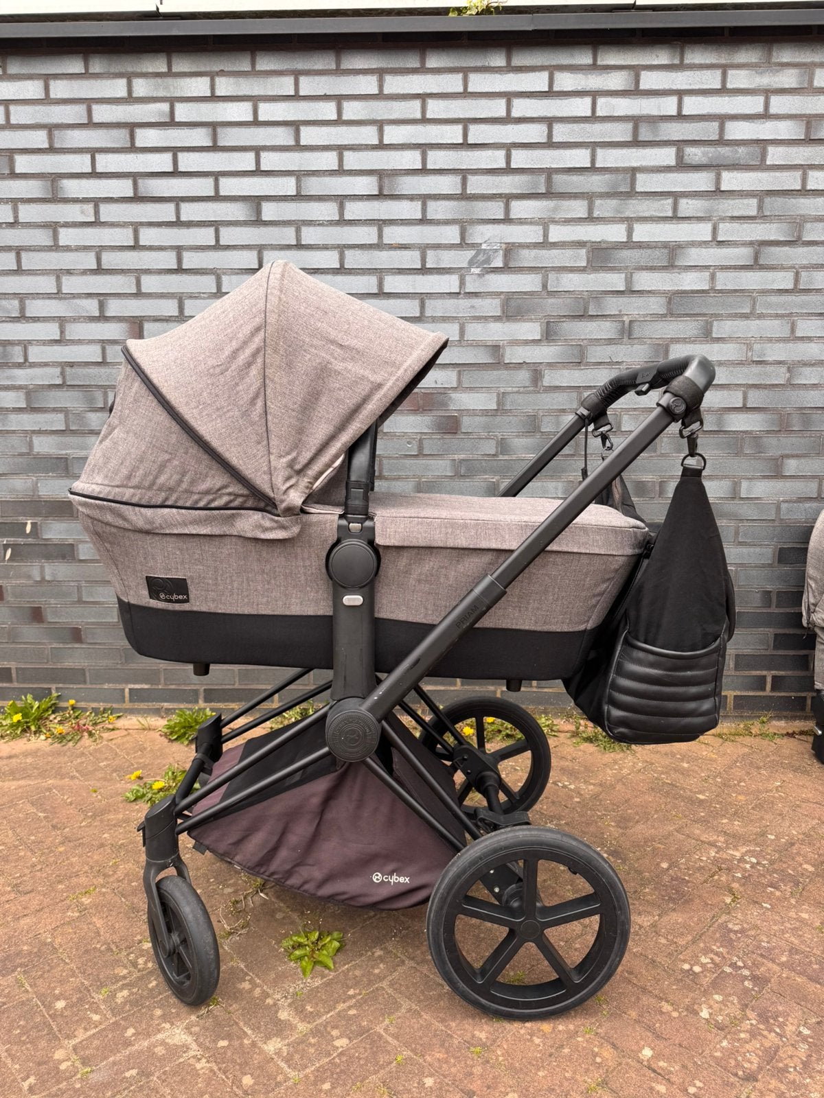 Kinderwagen Cybex Priam Platinum, Zo goed als nieuw, Verstelbare duwstang, Ophalen, Kinderwagen