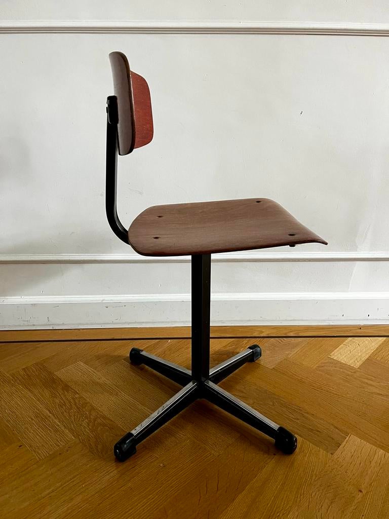 Vintage kinder schoolstoel Hout en Metaal - Gebruikt, Ophalen of Verzenden, Gebruikt, Bruin, Bureaustoel