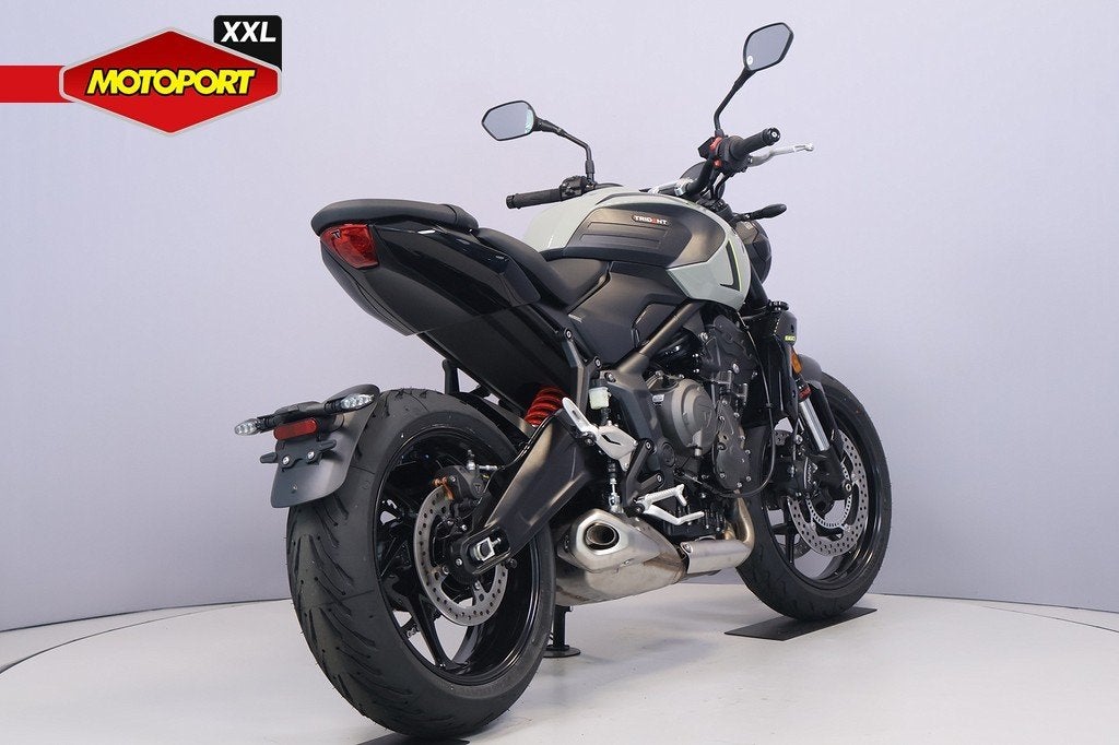Triumph Trident 660, Bedrijf, Naked bike